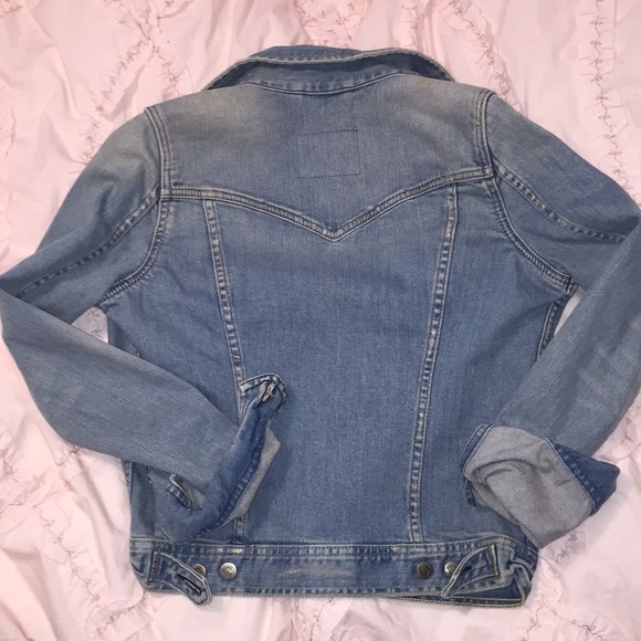 Abercrombie and Fitch denim jacket - Picture 2 of 3